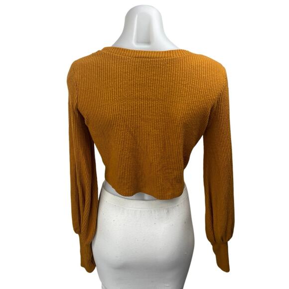 Urban Outfitters Out From Under Tan Long Balloon Sleeve Boxy Cropped Sweater XS - Picture 3 of 5